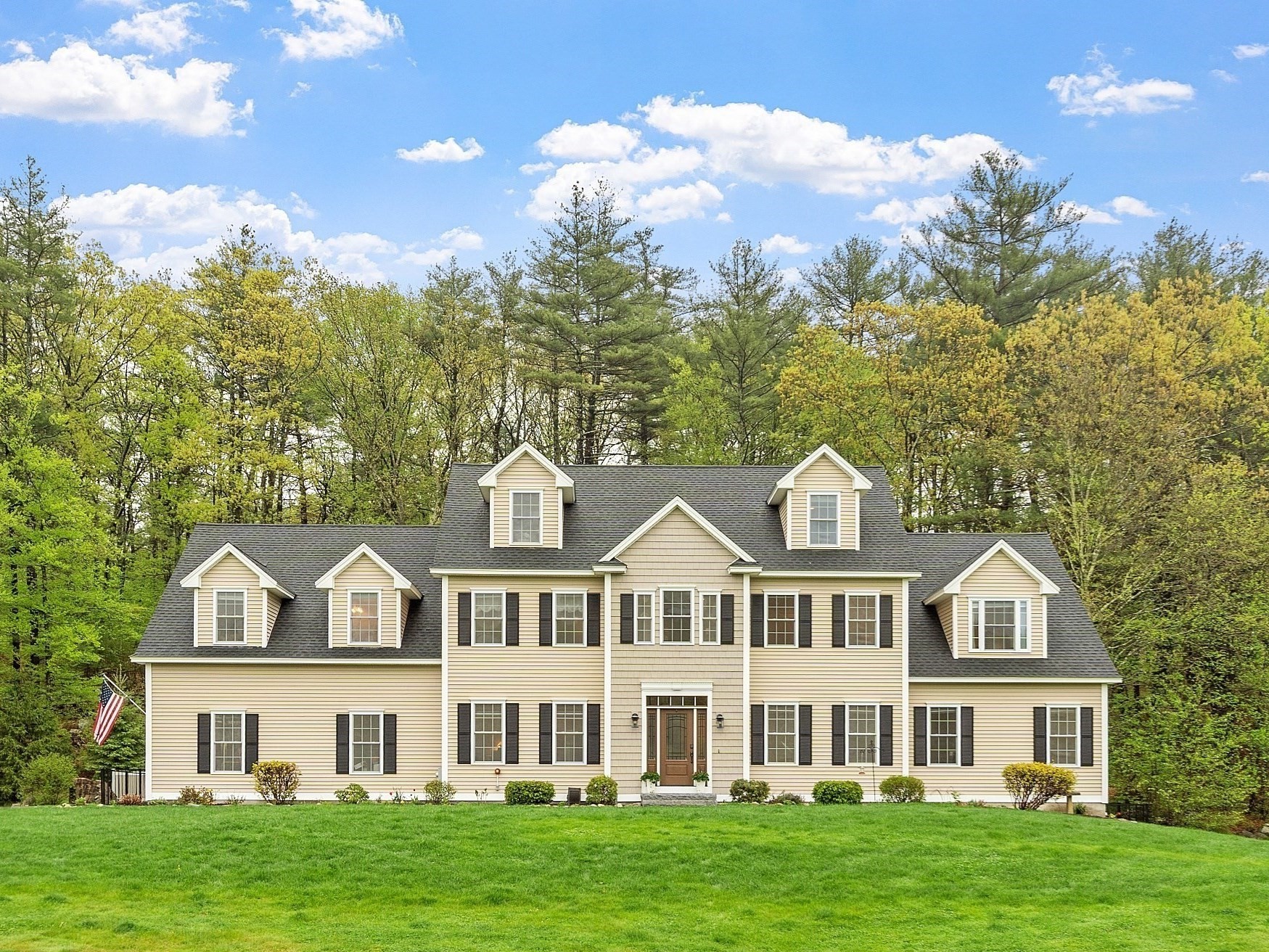 57 Houghton Farm Ln, Bolton, MA 01740