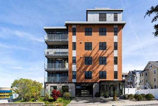 11 Oak Grove Terrace, Apt 303