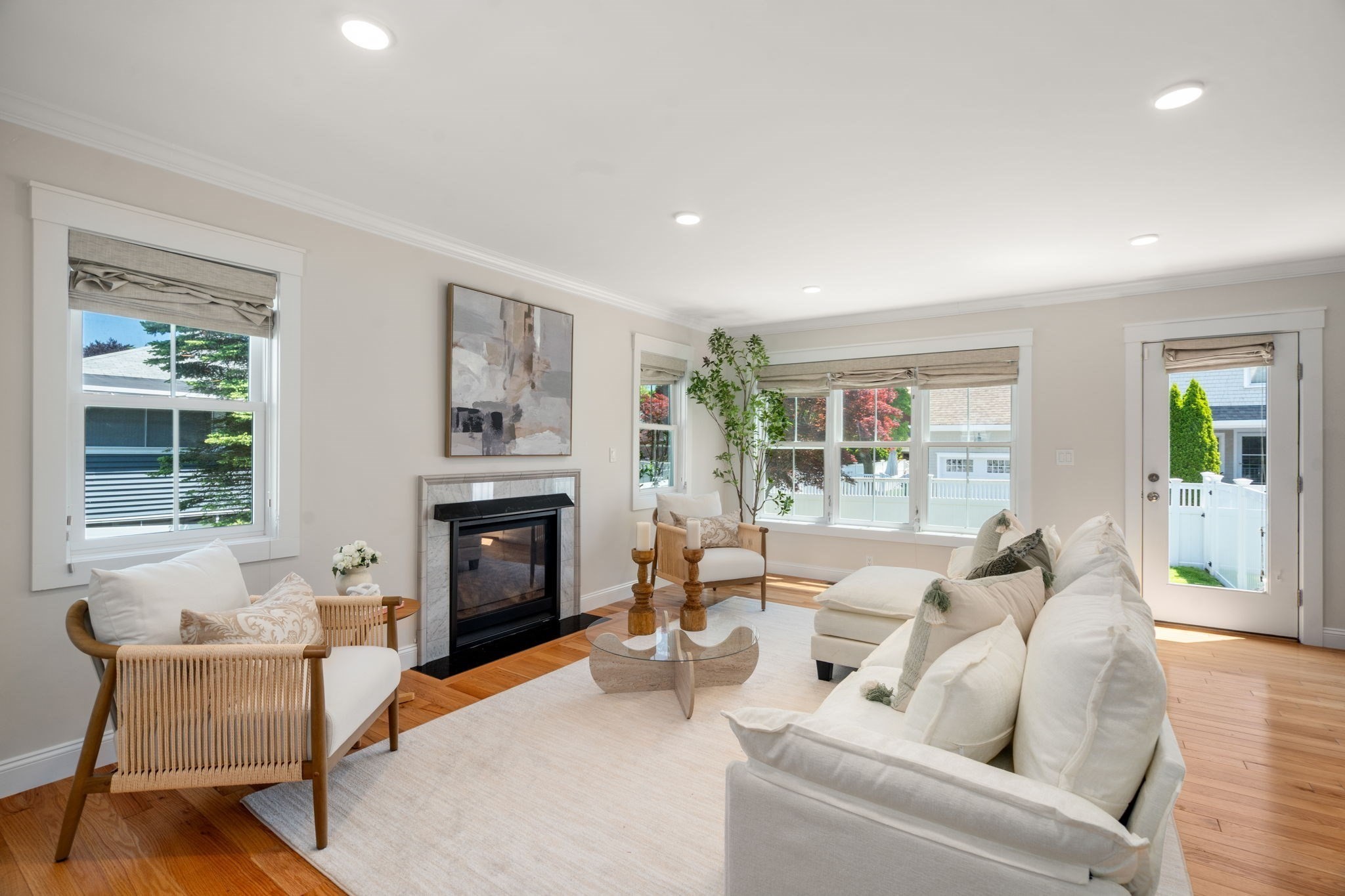17 Vernon St Unit 17, Newton, MA 02458
