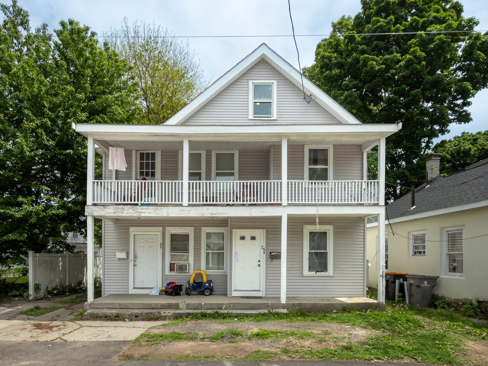 62 Cedar St, Framingham, MA 01702