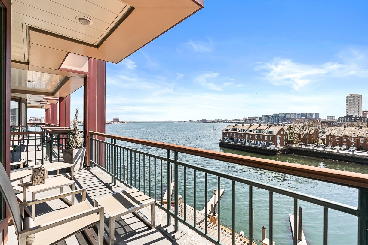 40 Battery St Unit 306, North End, Boston, MA 02109