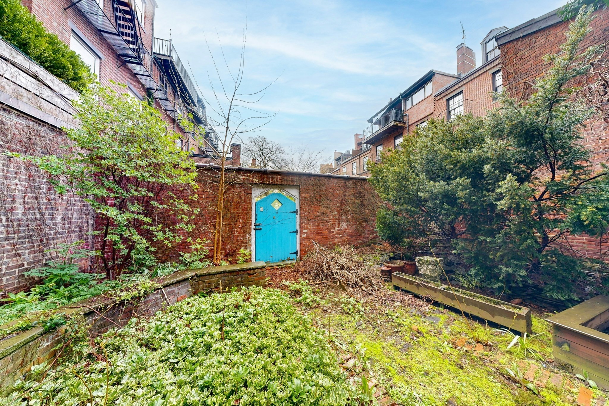 37 Mt Vernon St Unit 1, Beacon Hill, Boston, MA 02108