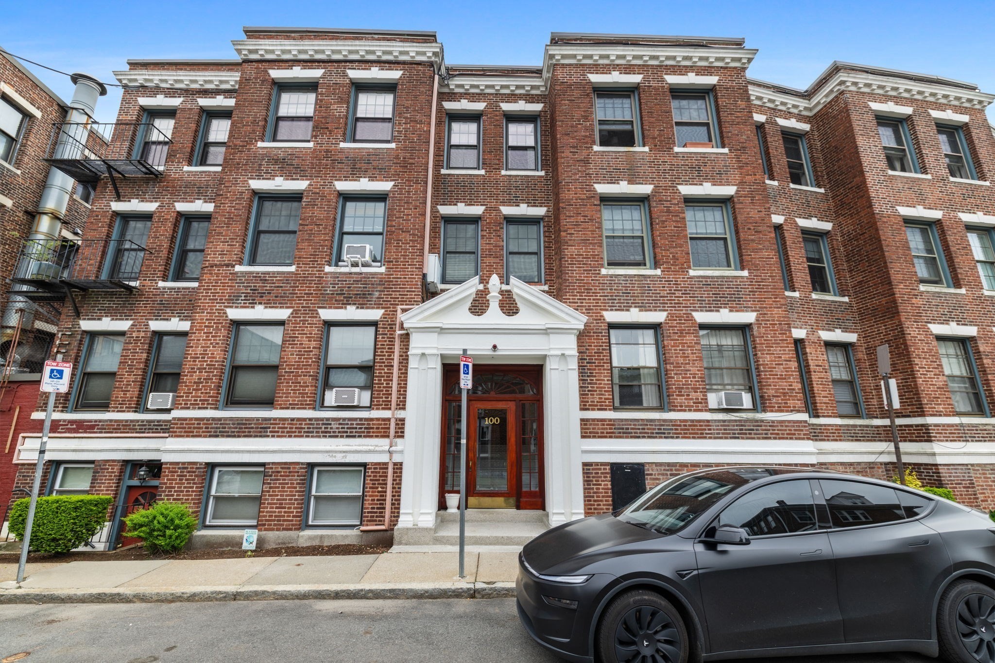 100 Lanark Rd Unit 4, Boston College, Boston, MA 02135
