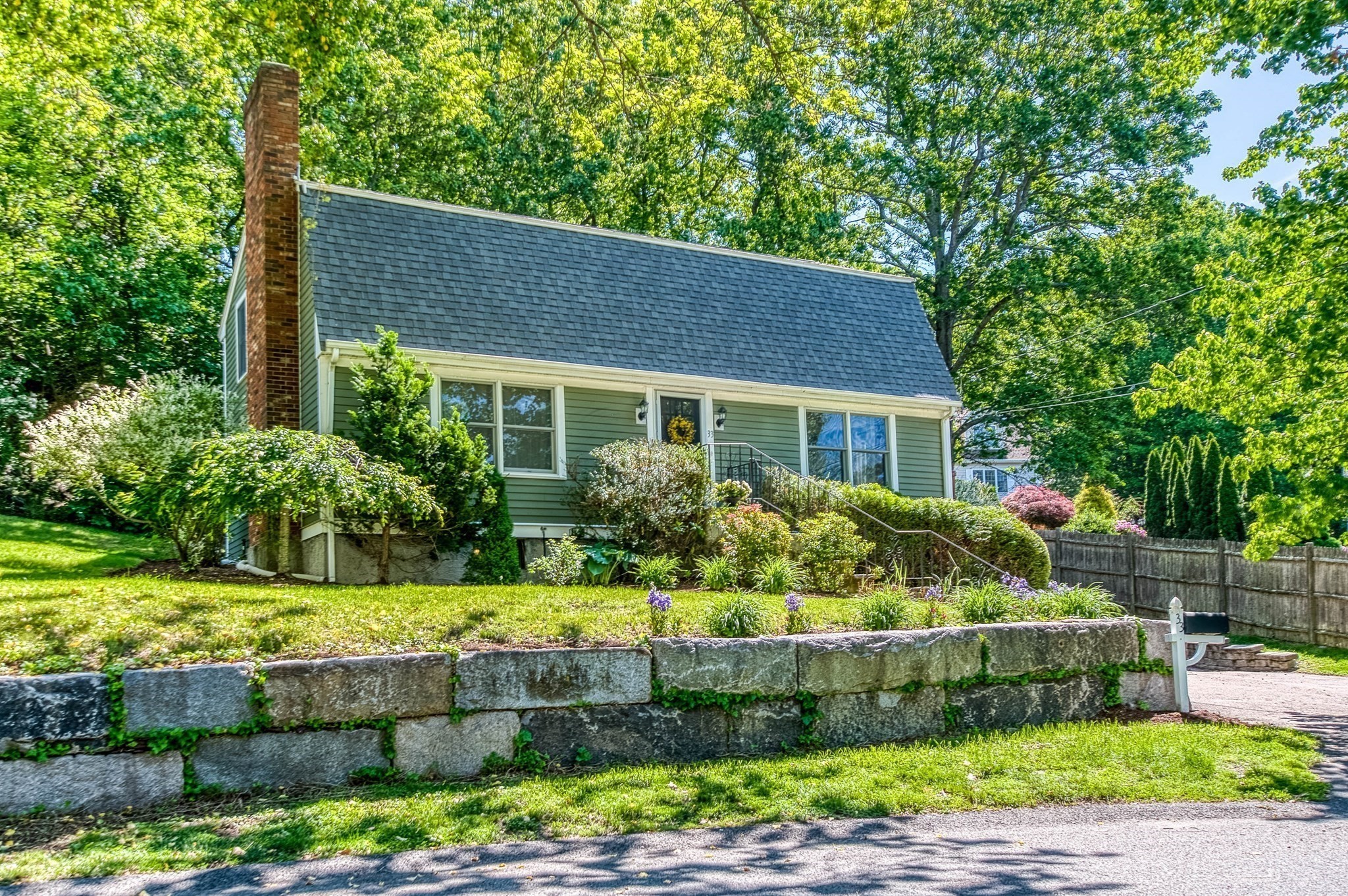 33 Overlook Ave, Dedham, MA 02026