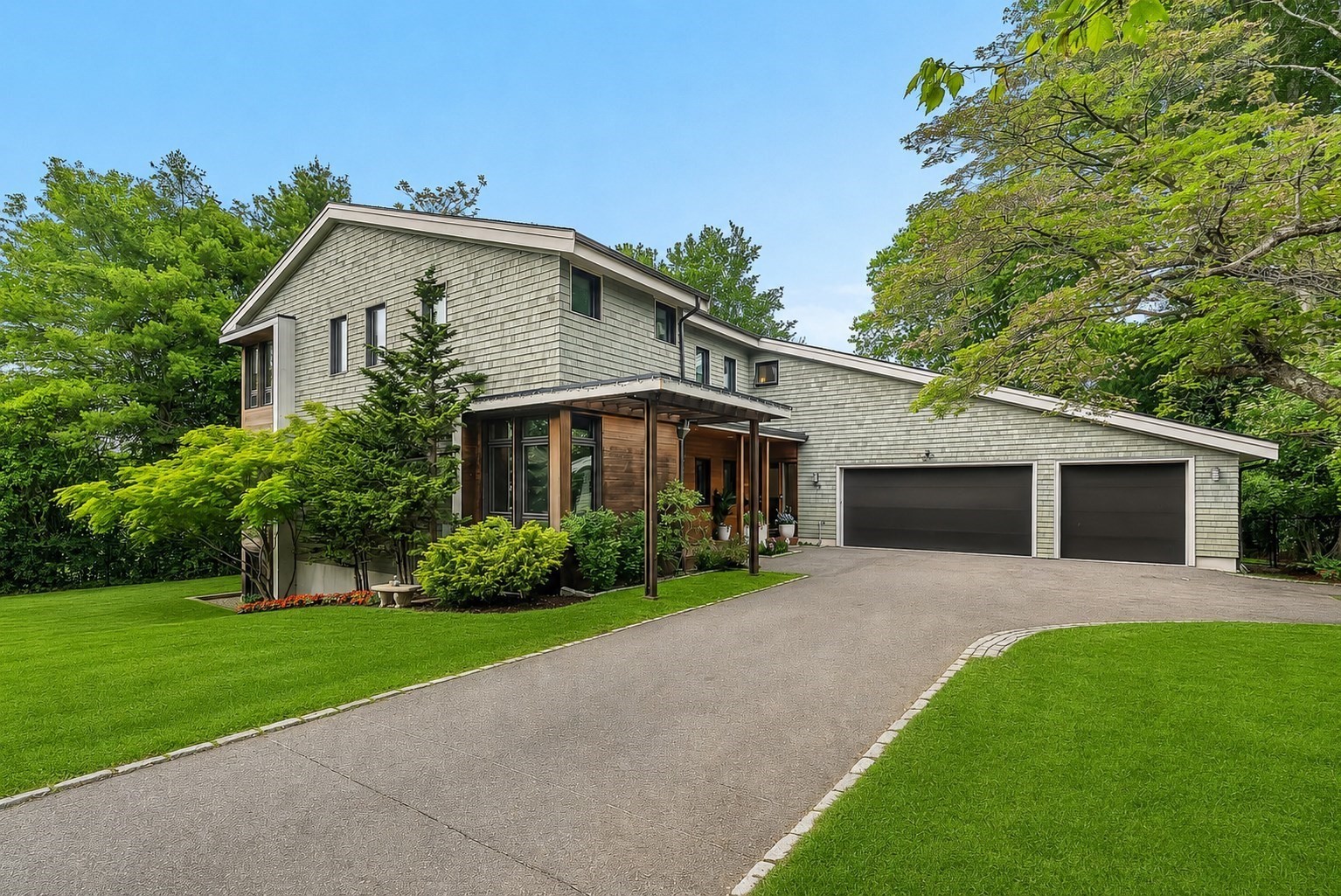 99 Littlefield Rd, Newton, MA 02459