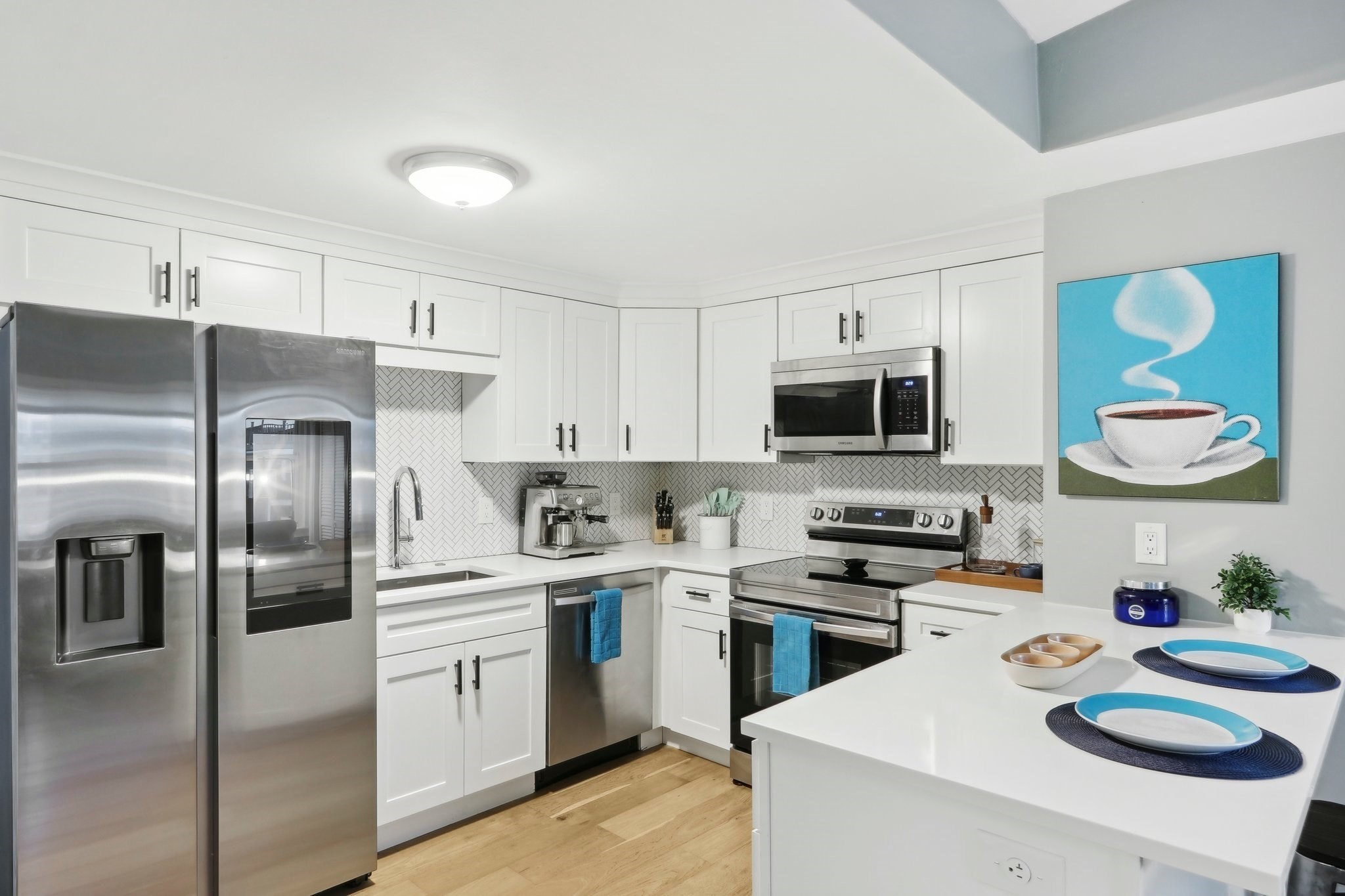 115 W 7th St Unit 3, South Boston, Boston, MA 02127