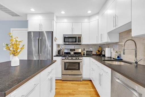 157 Hancock Street, Apt 14