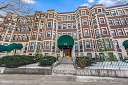 378 Riverway Unit Three, Mission Hill, Boston, MA 02115