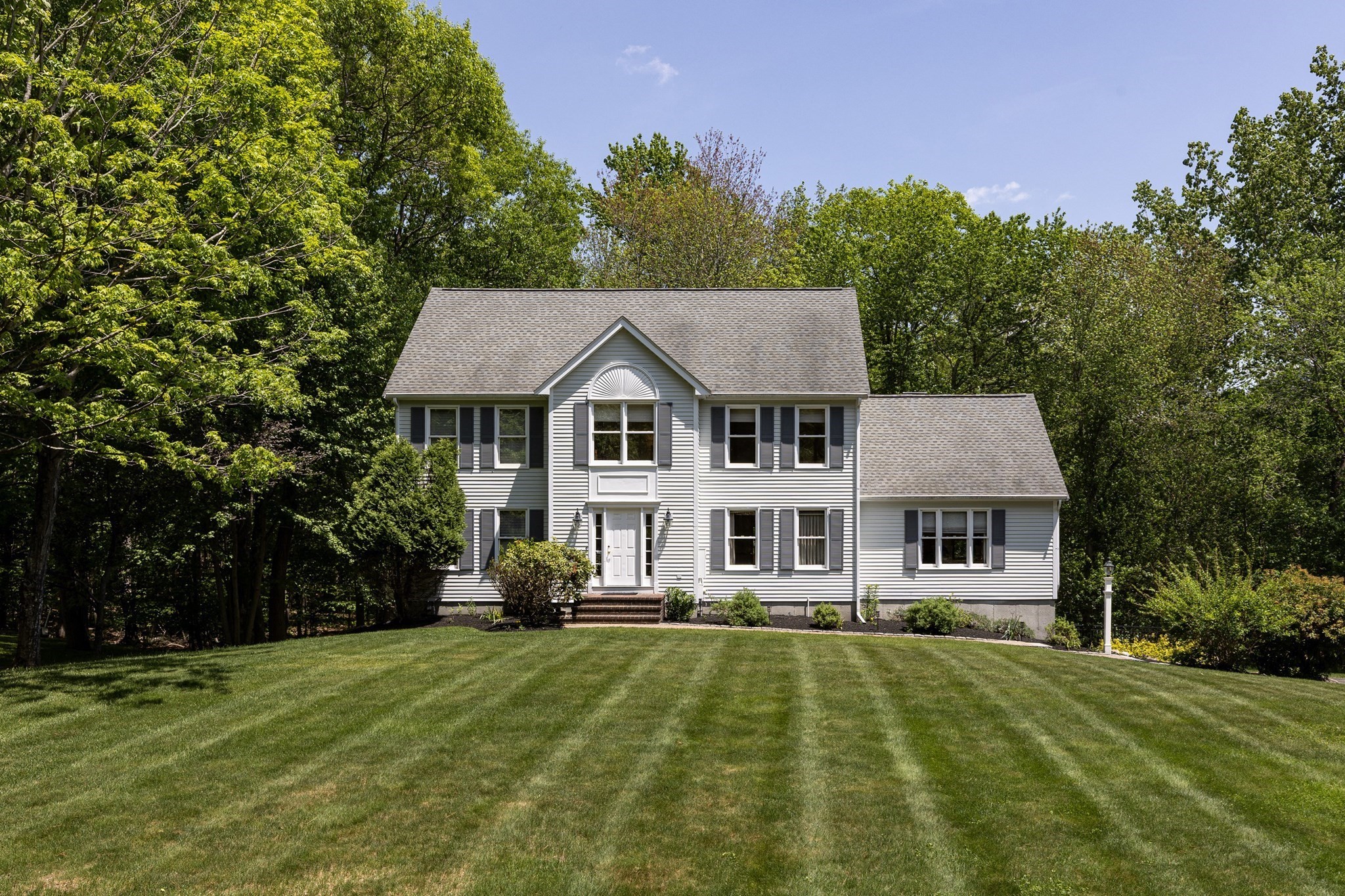 1 Sterling Dr, Hopkinton, MA 01748