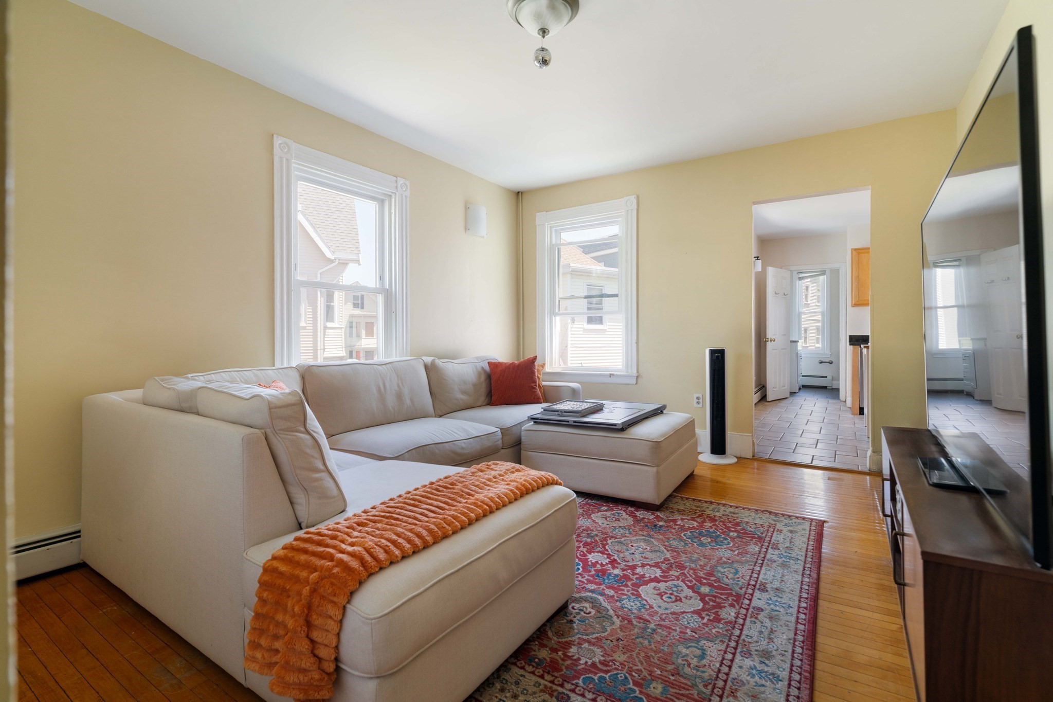 5 Essex St, Somerville, MA 02145