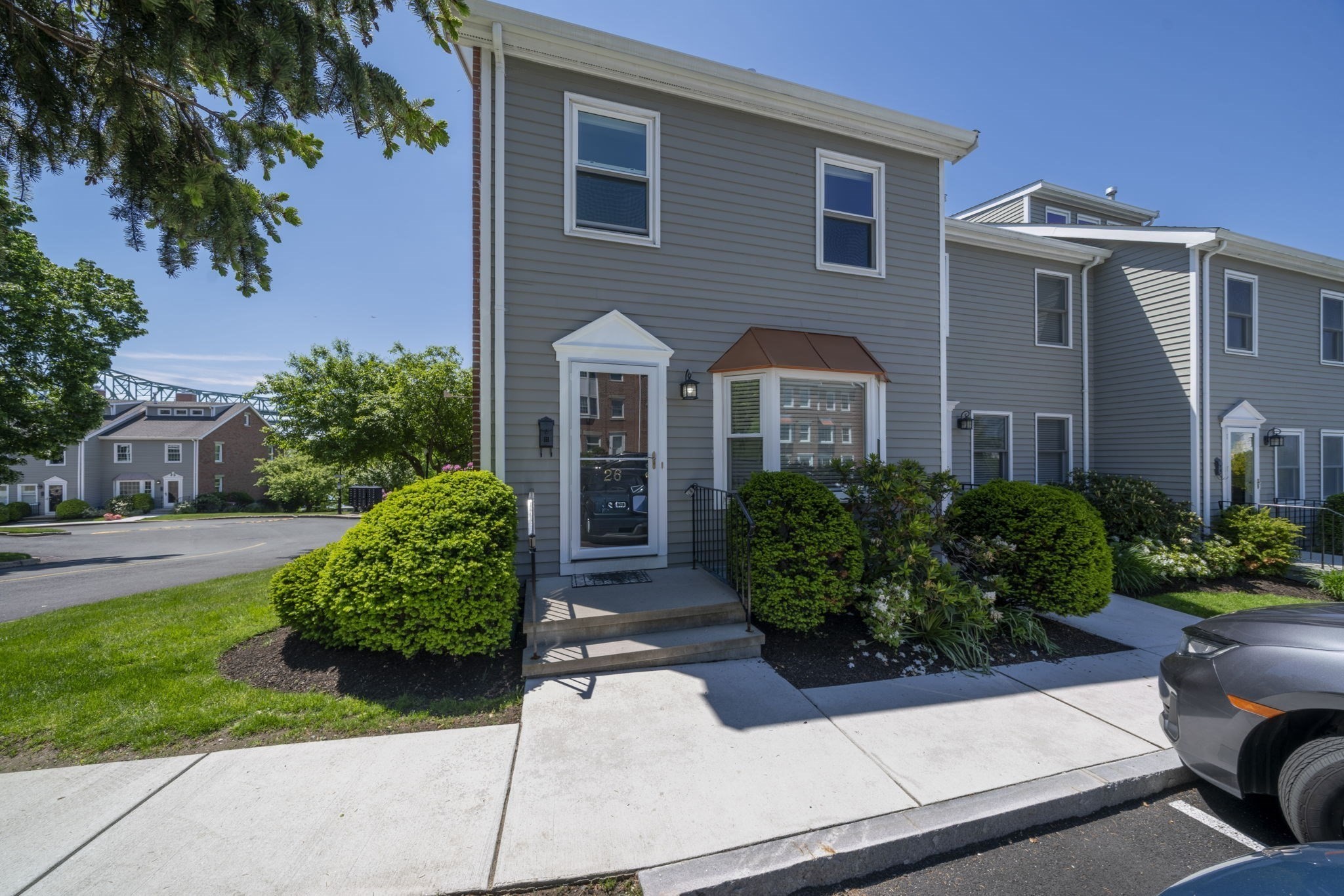 26 Breakwater Dr Unit 26, Chelsea, MA 02150