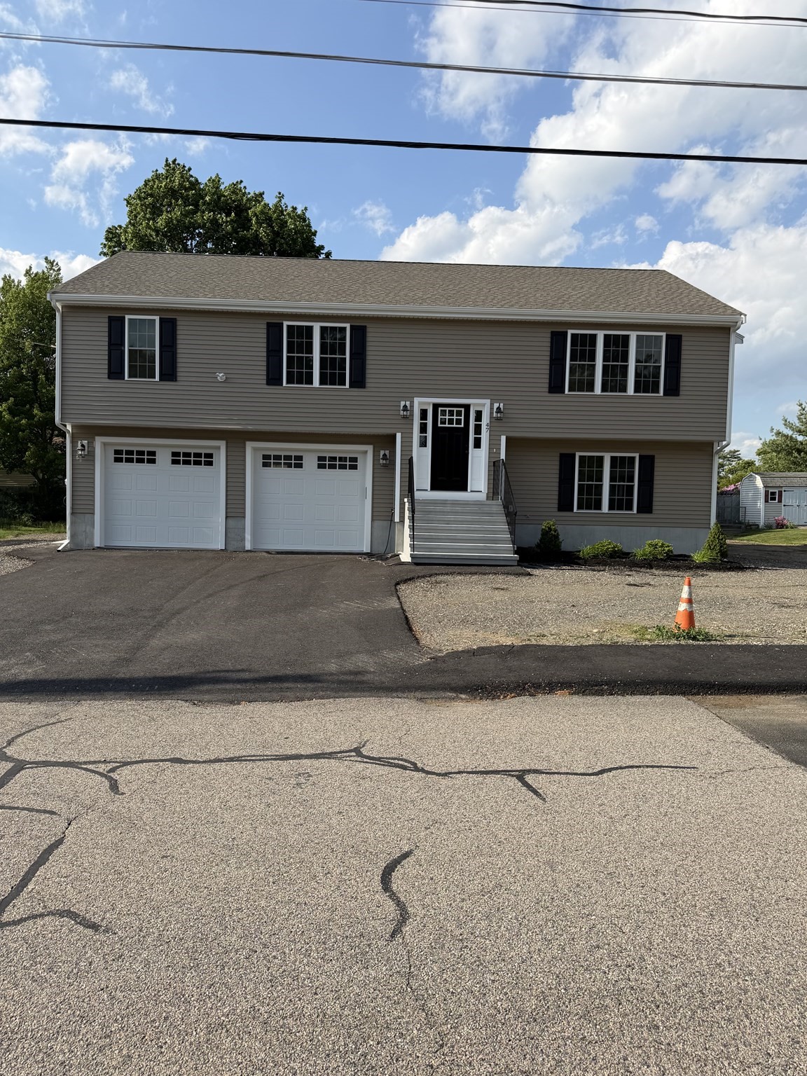 47 Mount Pleasant Ave, Holbrook, MA 02343