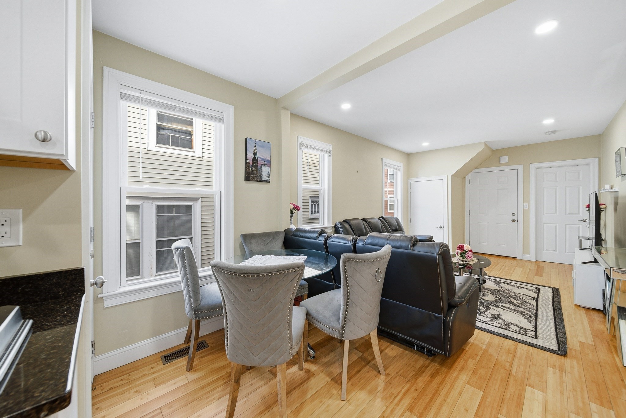 16 Crescent St, Lynn, MA 01902 - Image 4
