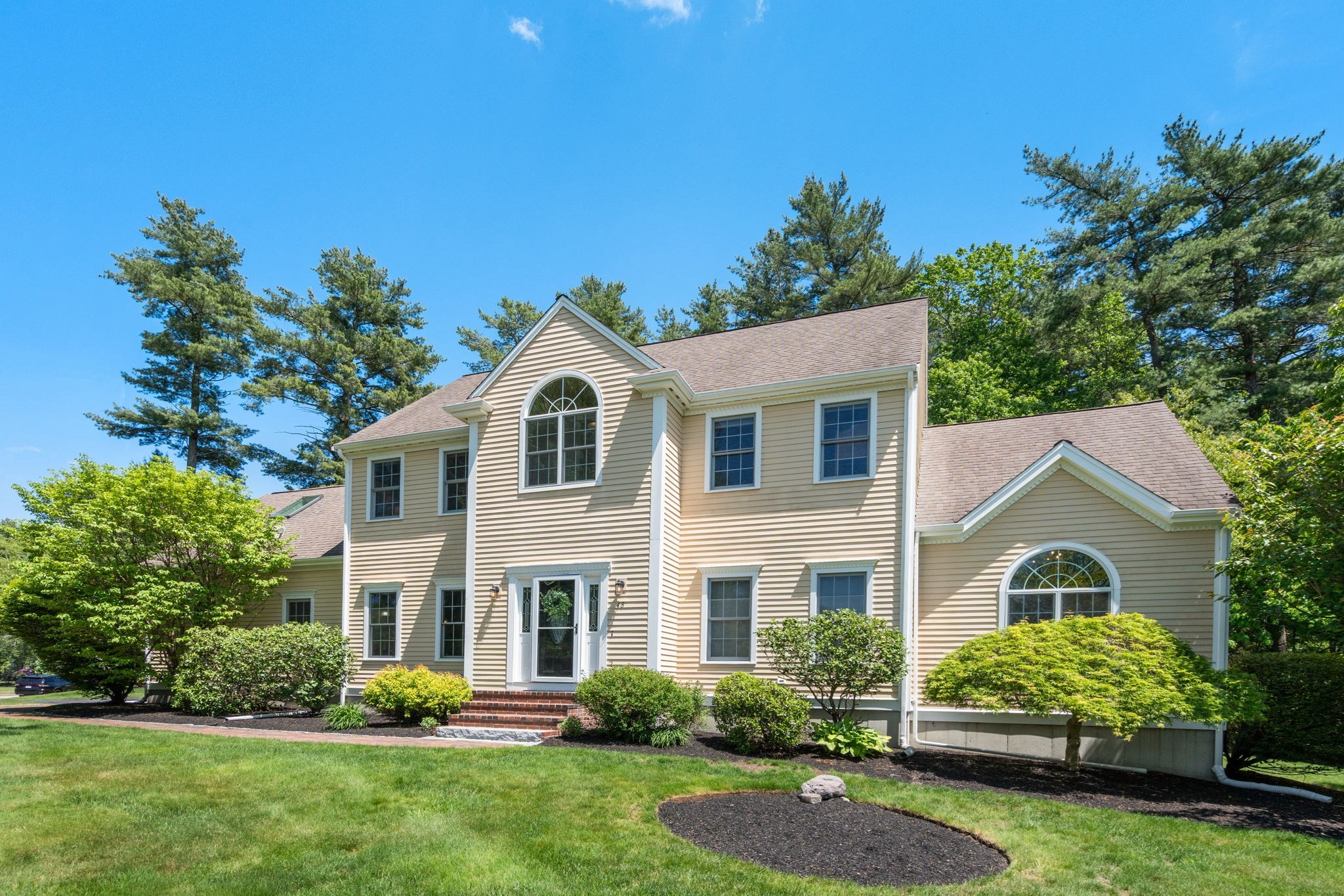 48 Beethoven Ave, Walpole, MA 02081