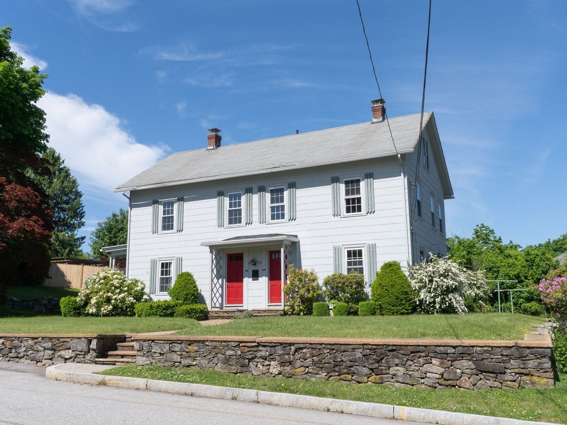 106 Chestnut St, Southbridge, MA 01550