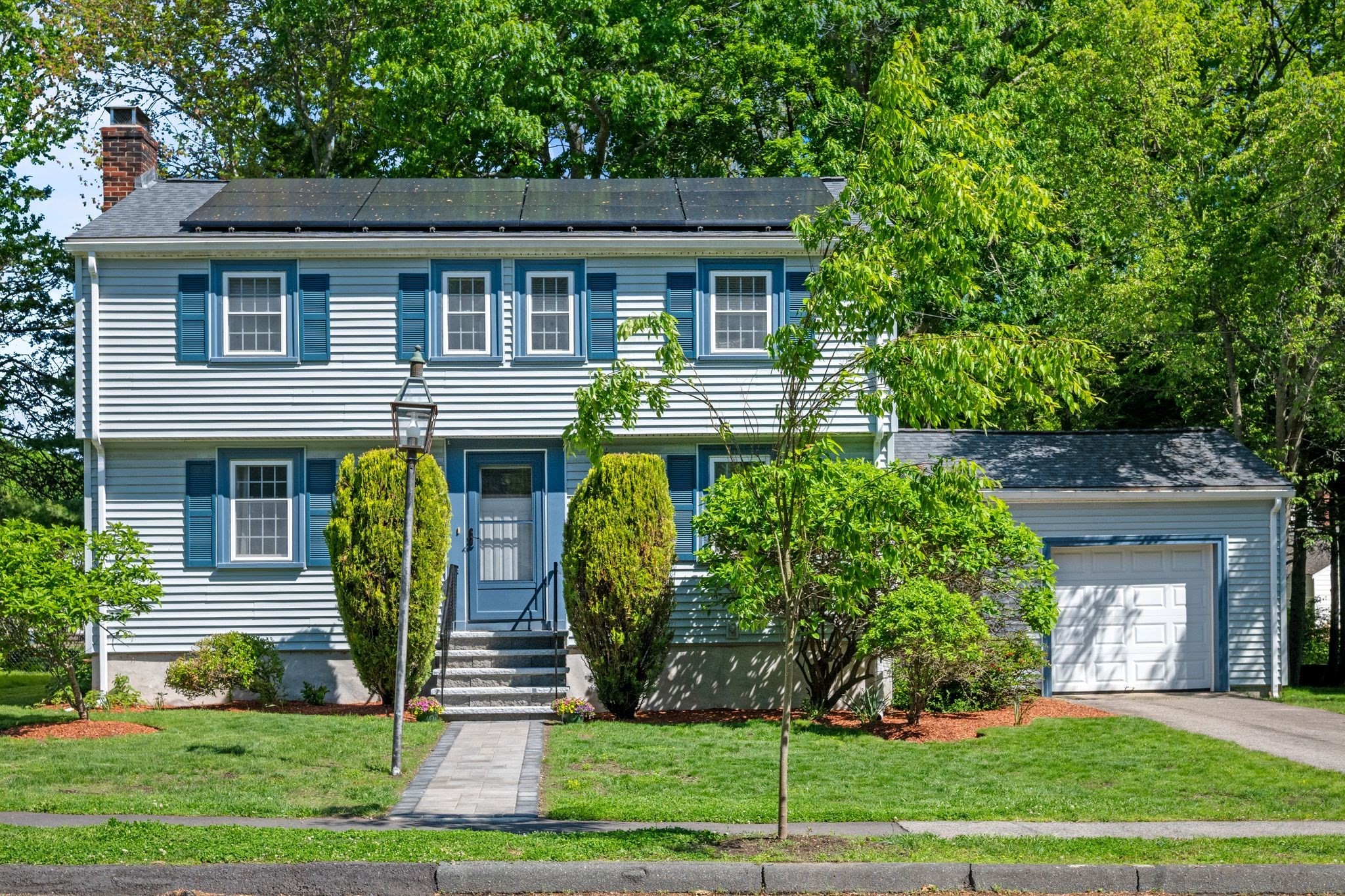 5 Palmer Rd, Beverly, MA 01915