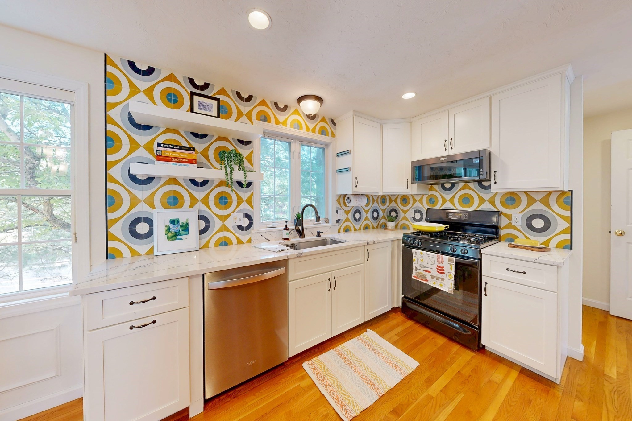 995 Trapelo Road Unit 3, Waltham, MA 02452