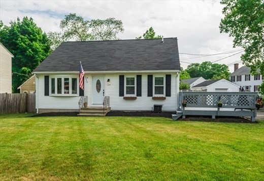 359 Plain St, Brockton, MA 02302