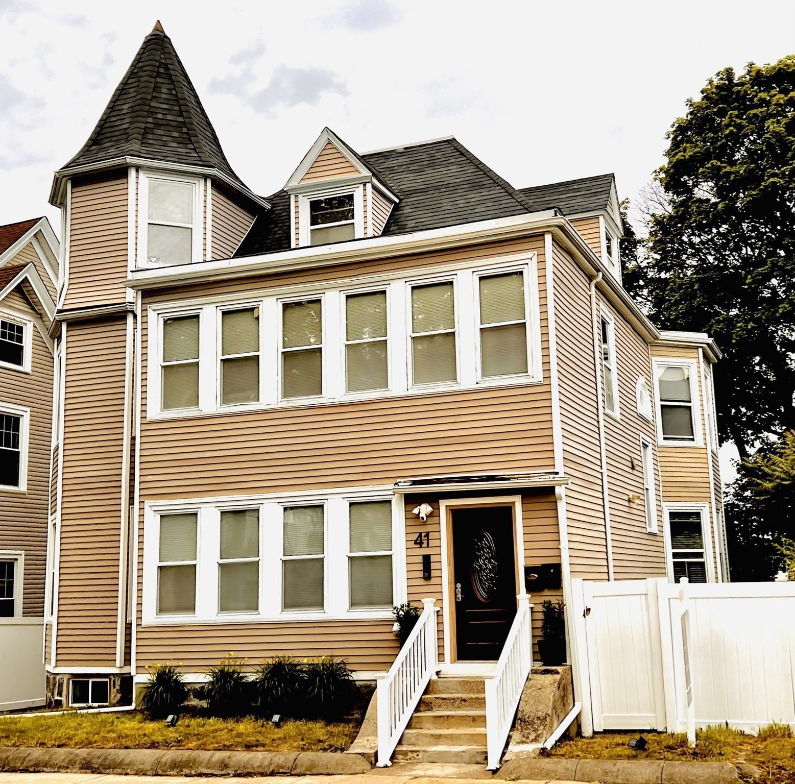 41 Gleason St, Dorchester, Boston, MA 02121