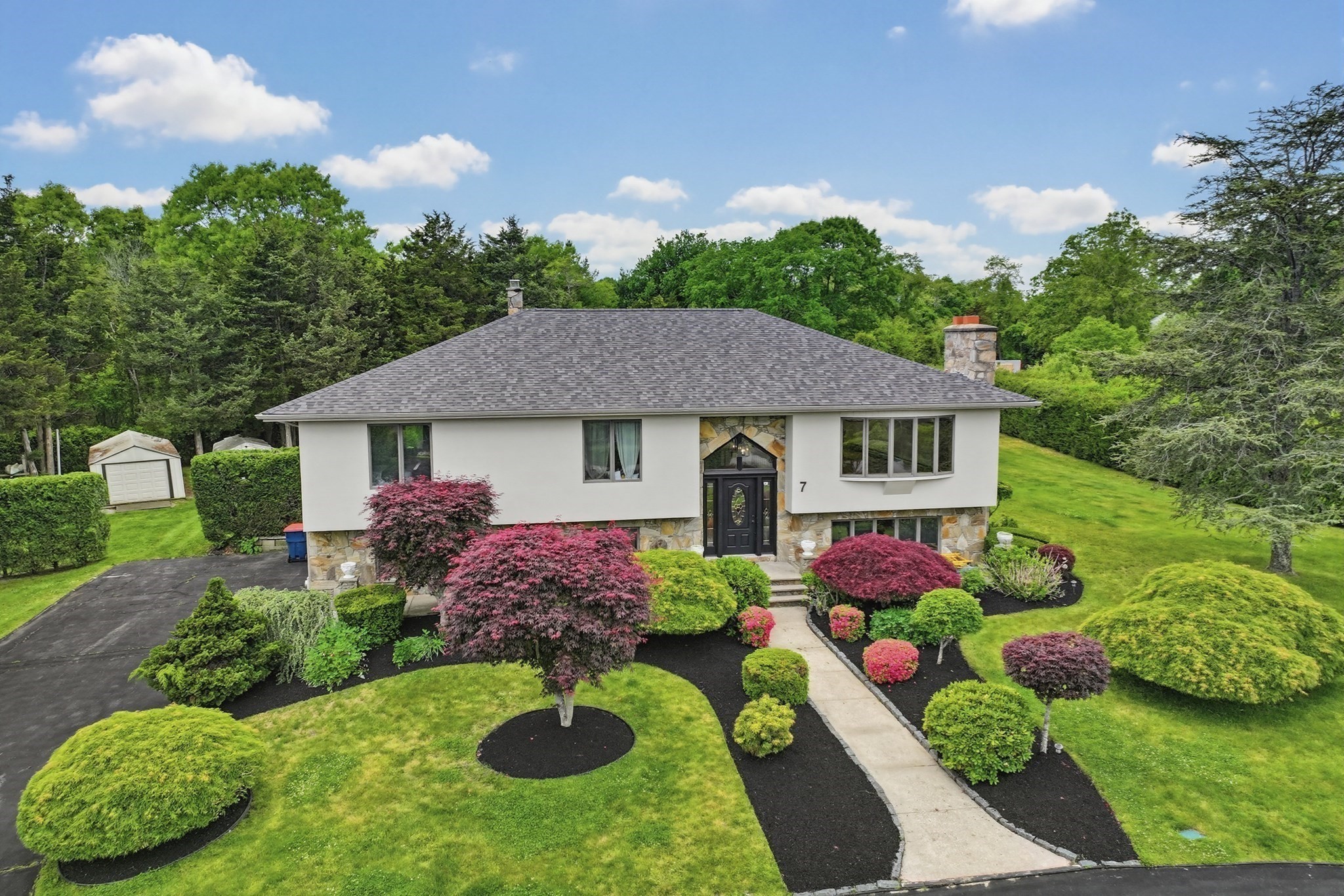 7 Diane Way, Westport, MA 02790
