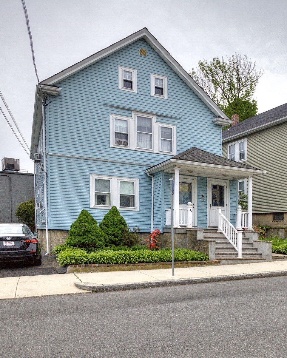 44 Cottage Park Rd, Winthrop, MA 02152