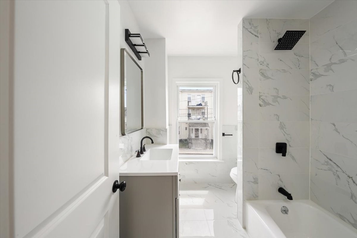 16 Oakes Street, Everett, MA 02149 - Image 16