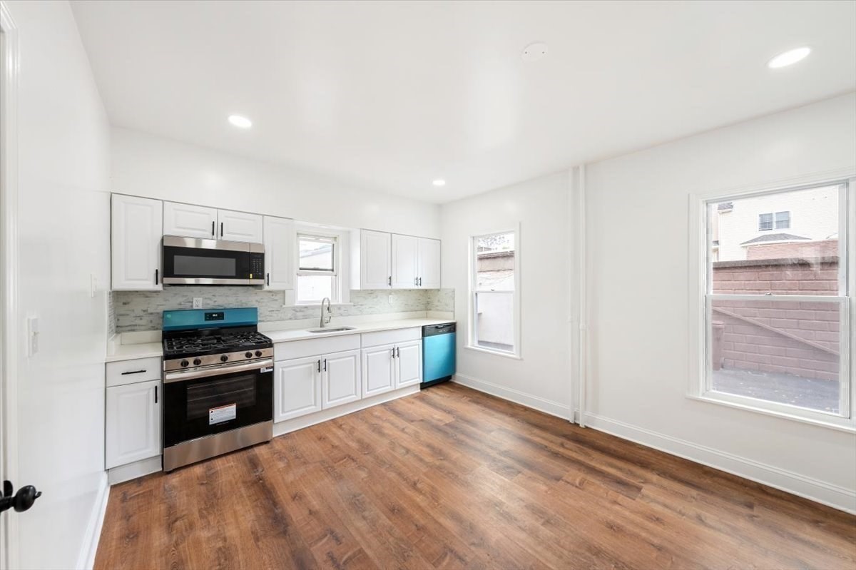 16 Oakes Street, Everett, MA 02149 - Image 24