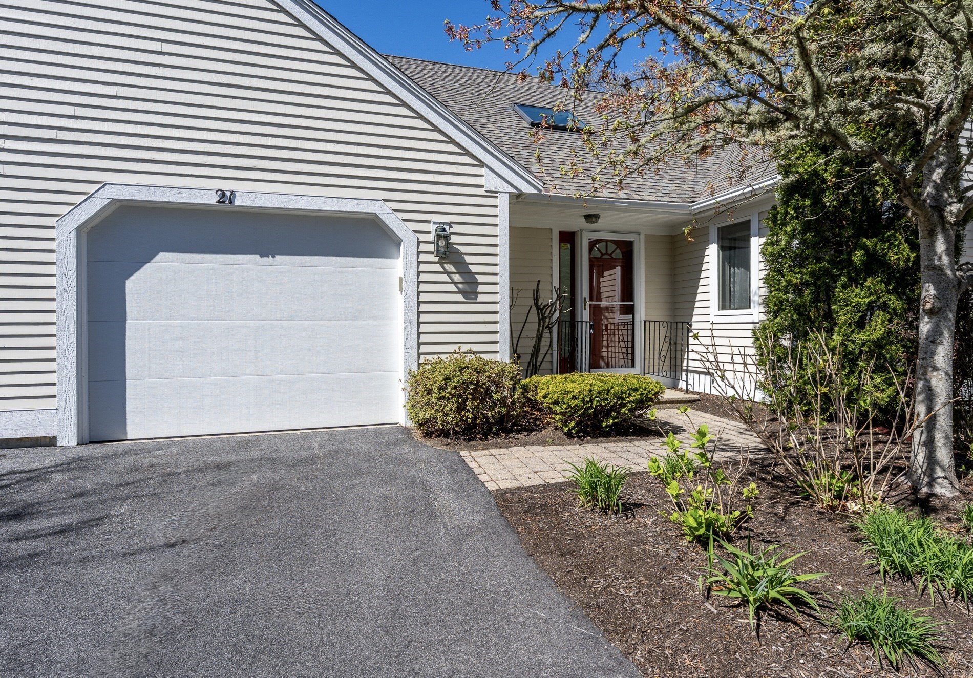 21 Rolling Green Ln Unit 140, Mashpee, MA 02649