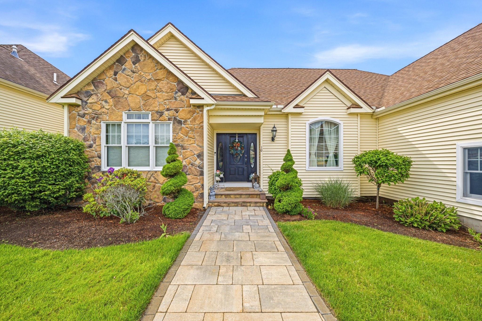 894 Liberty St Unit 10, Braintree, MA 02184