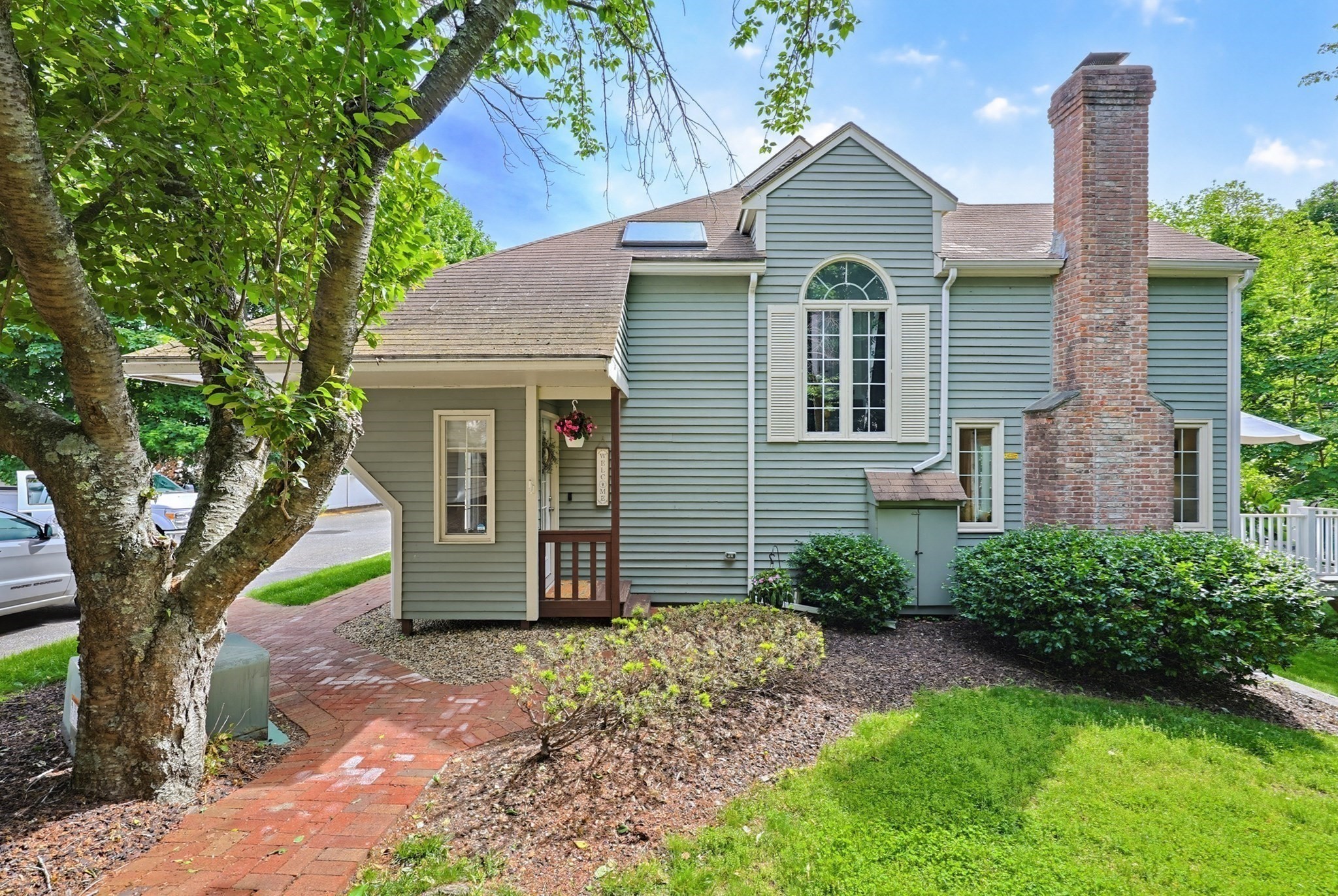 2 Strathmore Shire Dr Unit A, Uxbridge, MA 01569