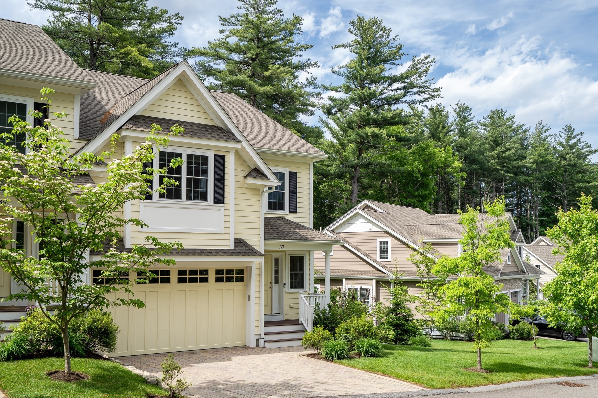 37 Jefferson Dr Unit 37, Lexington, MA 02420