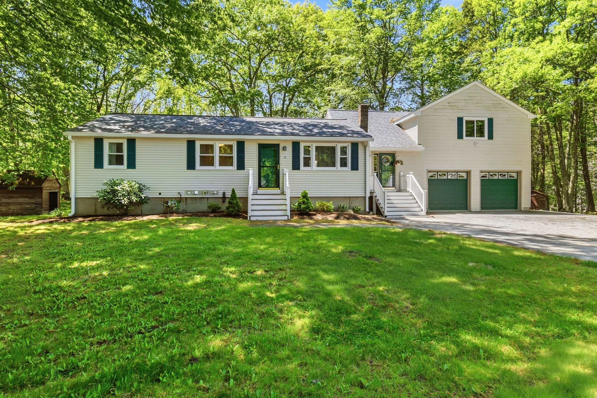 26 Back River Rd, Amesbury, MA 01913