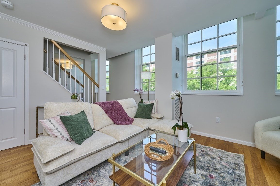 106 13th Street Unit 327, Boston - Charlestown, MA 02129