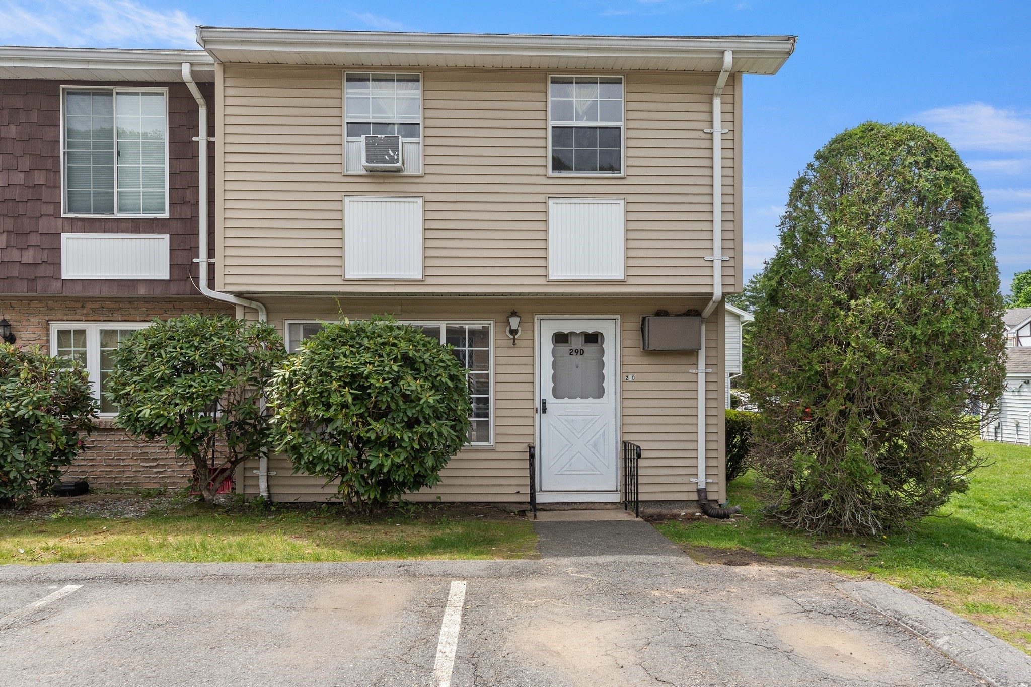 945 Riverside Dr Unit 29D, Methuen, MA 01844