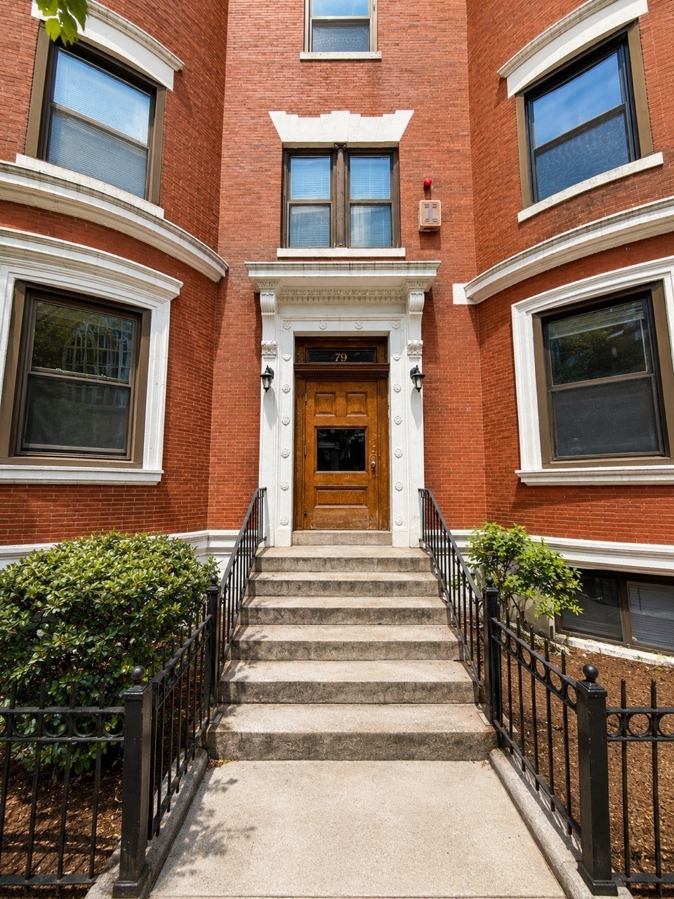 79 Gainsborough St Unit 204, Boston - Symphony, MA 02115