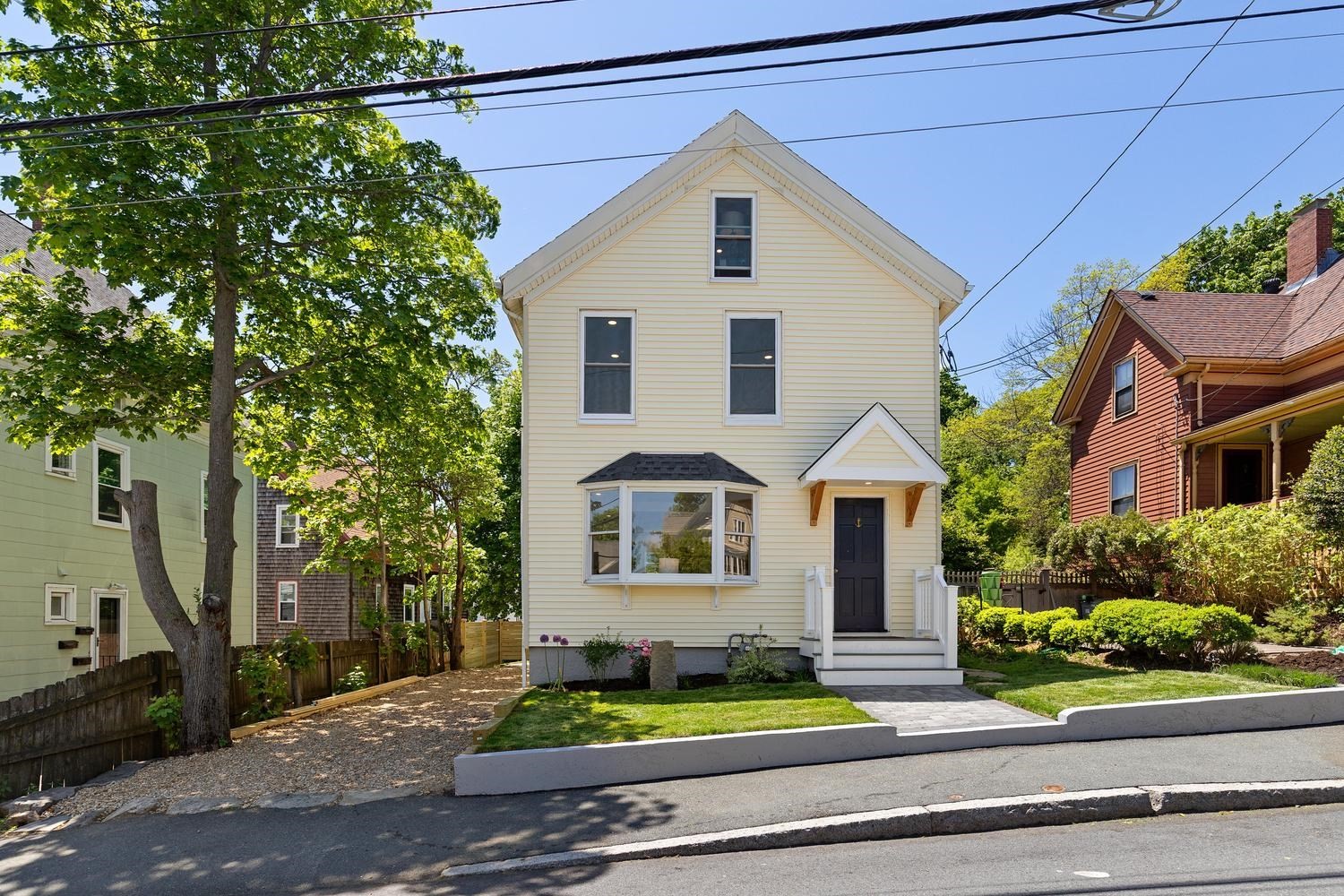 2 Harrison Ave, Gloucester, MA 01930