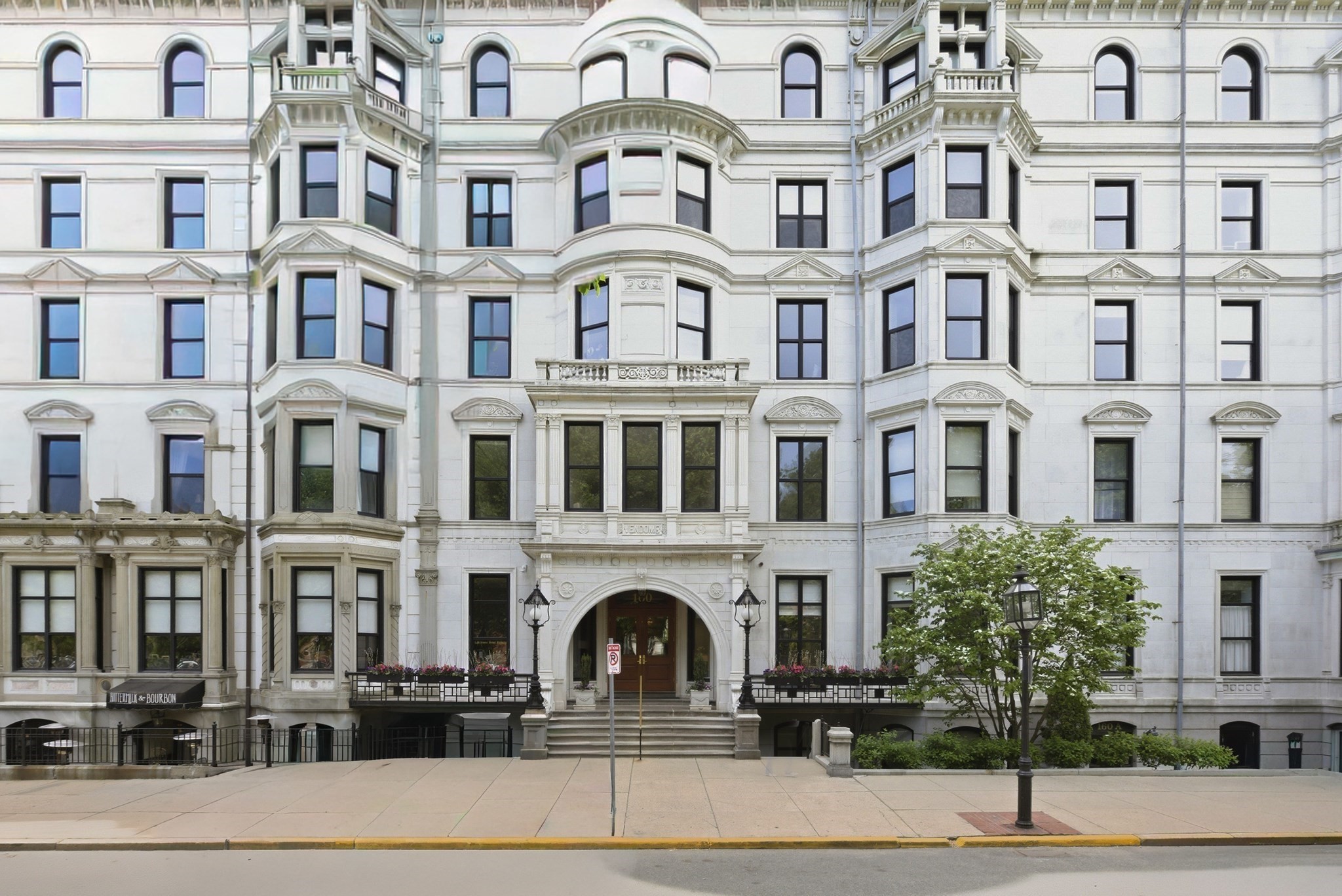160 Commonwealth Ave Unit 520, Back Bay, Boston, MA 02116