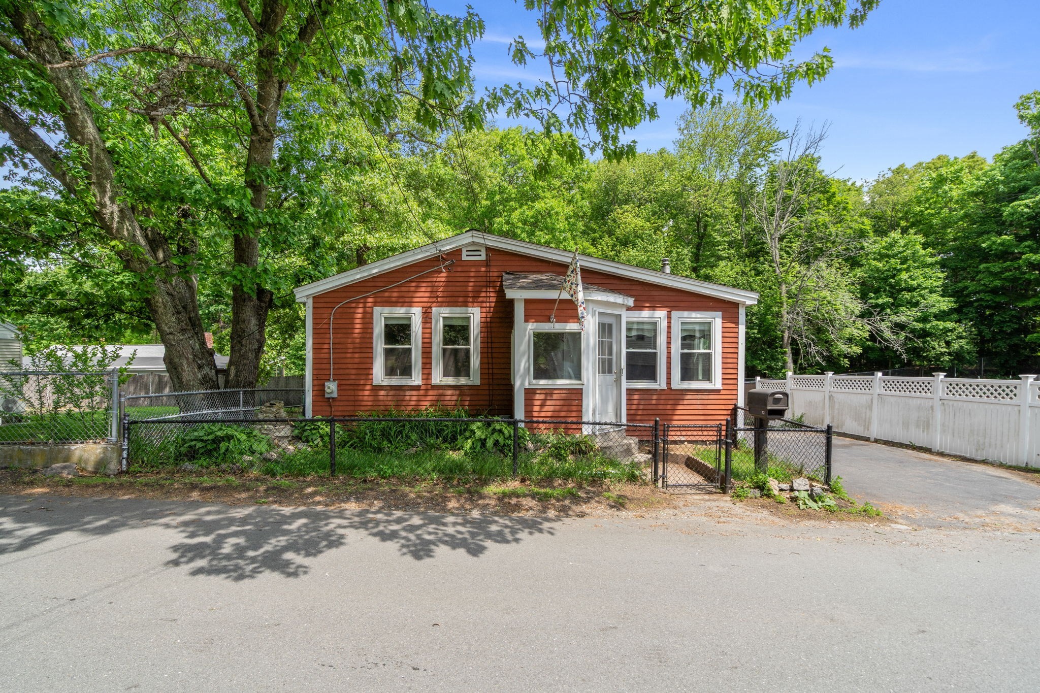 23 Friendship Street, Billerica, MA 01821