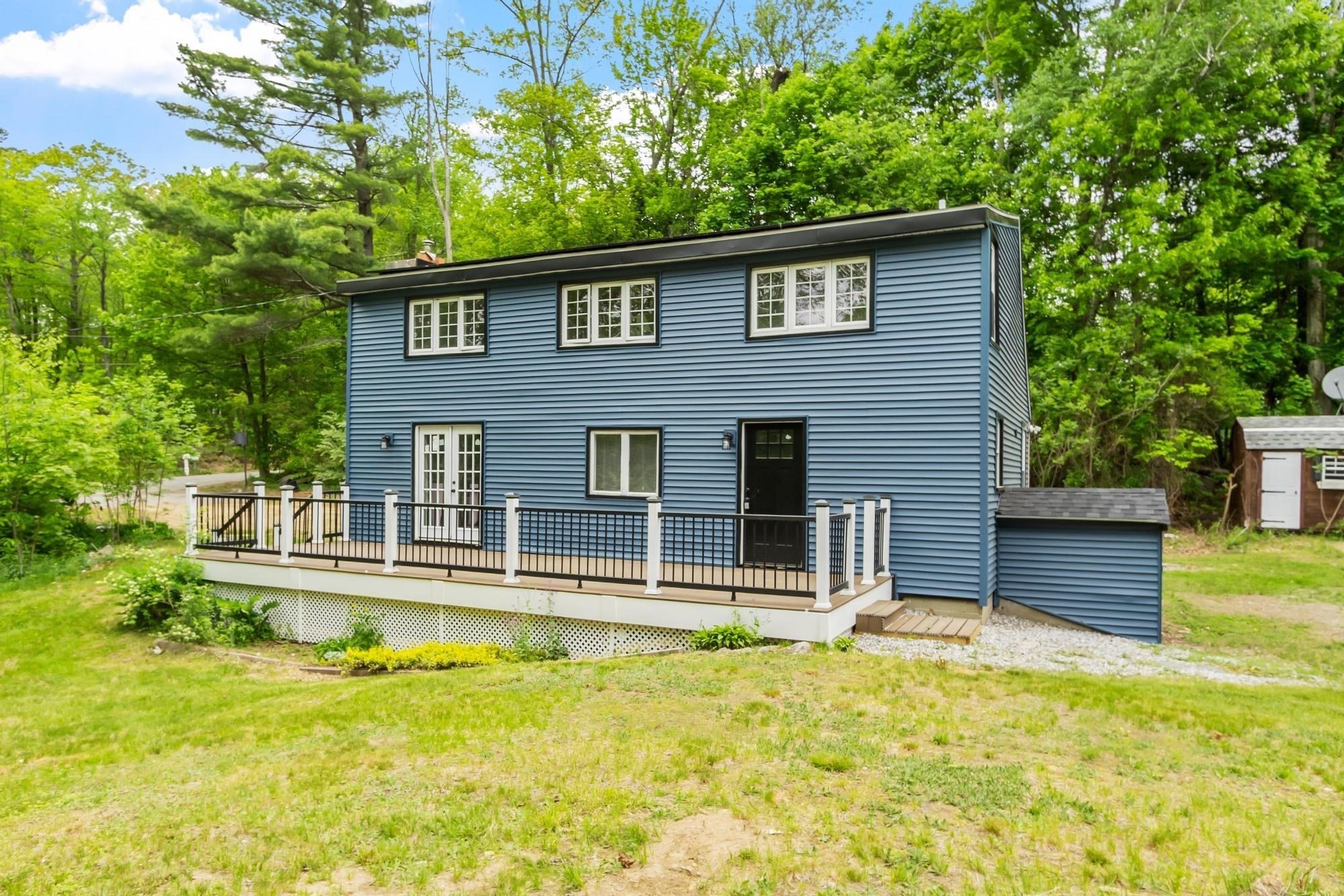 258 Allen St, Ashby, MA 01431