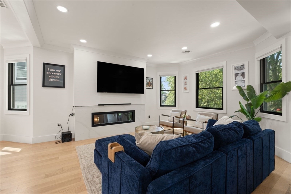 23 Jaques St, Somerville, MA Image 6