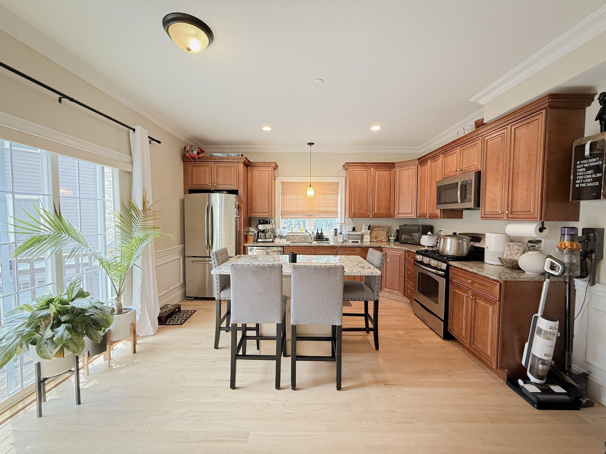 159 Willard St Unit 7, Quincy, MA 02169