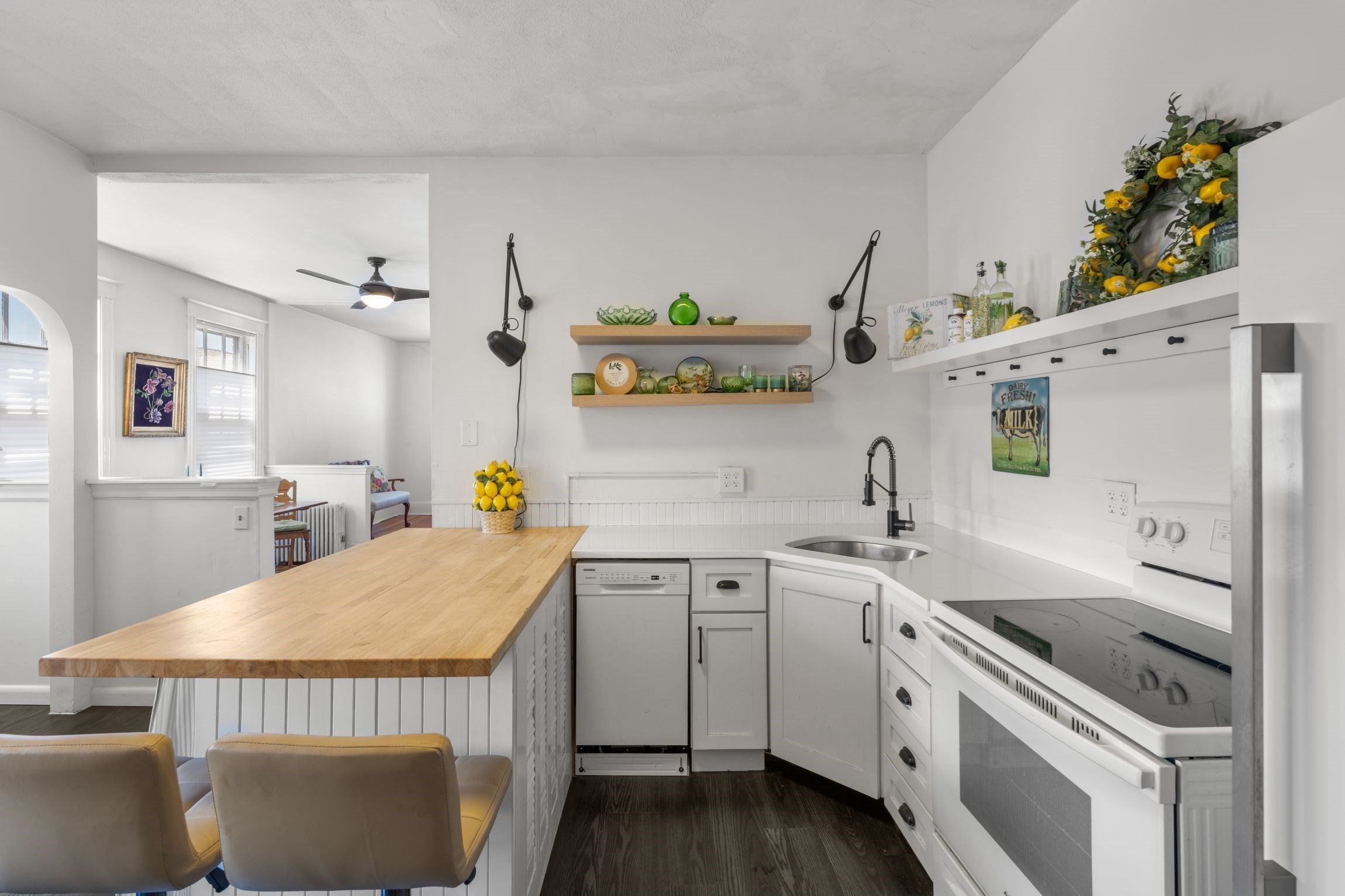 16 Leavitt Street Unit 3, Salem, MA 01970