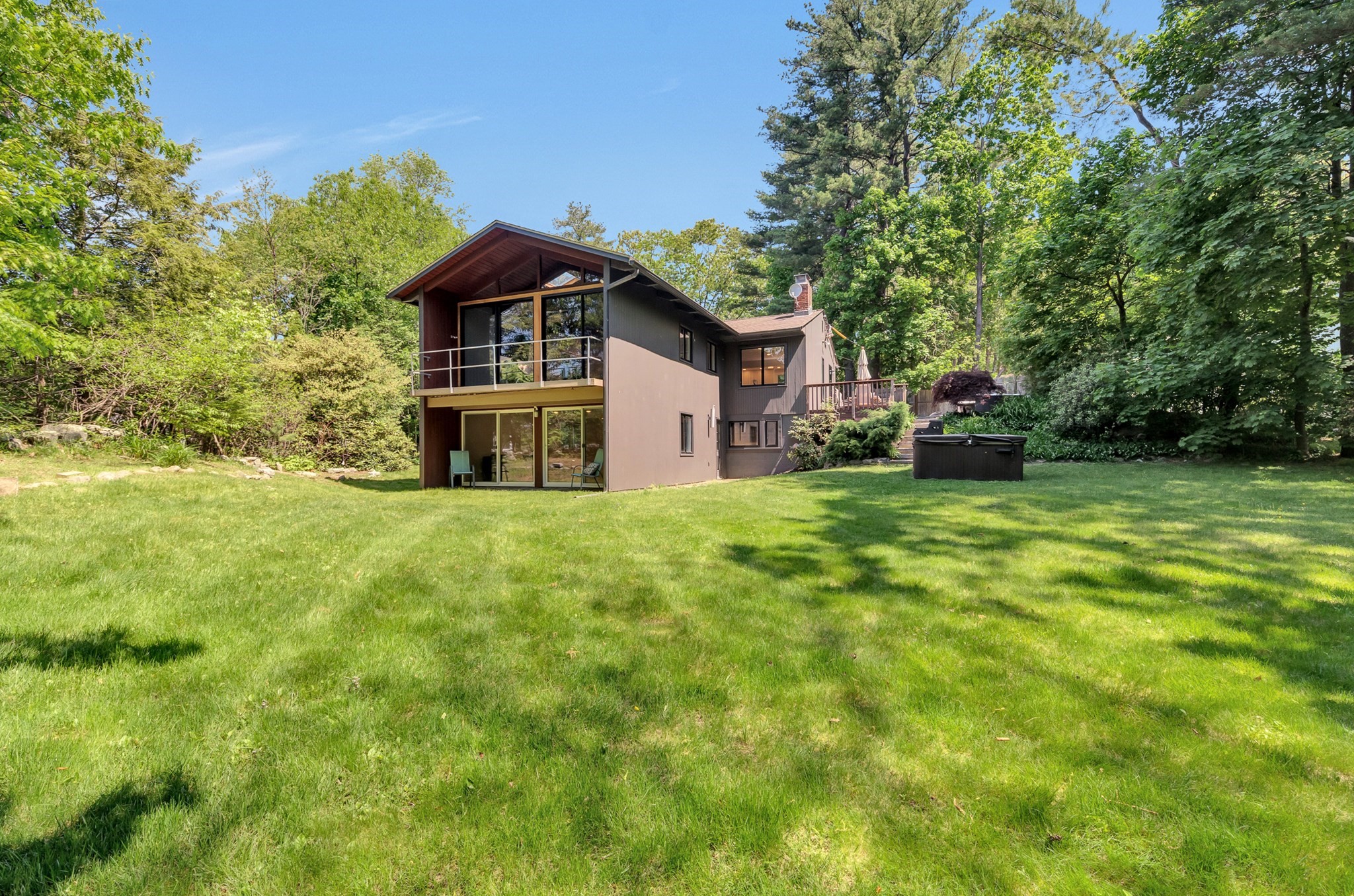 552 Concord Ave, Lexington, MA 02421