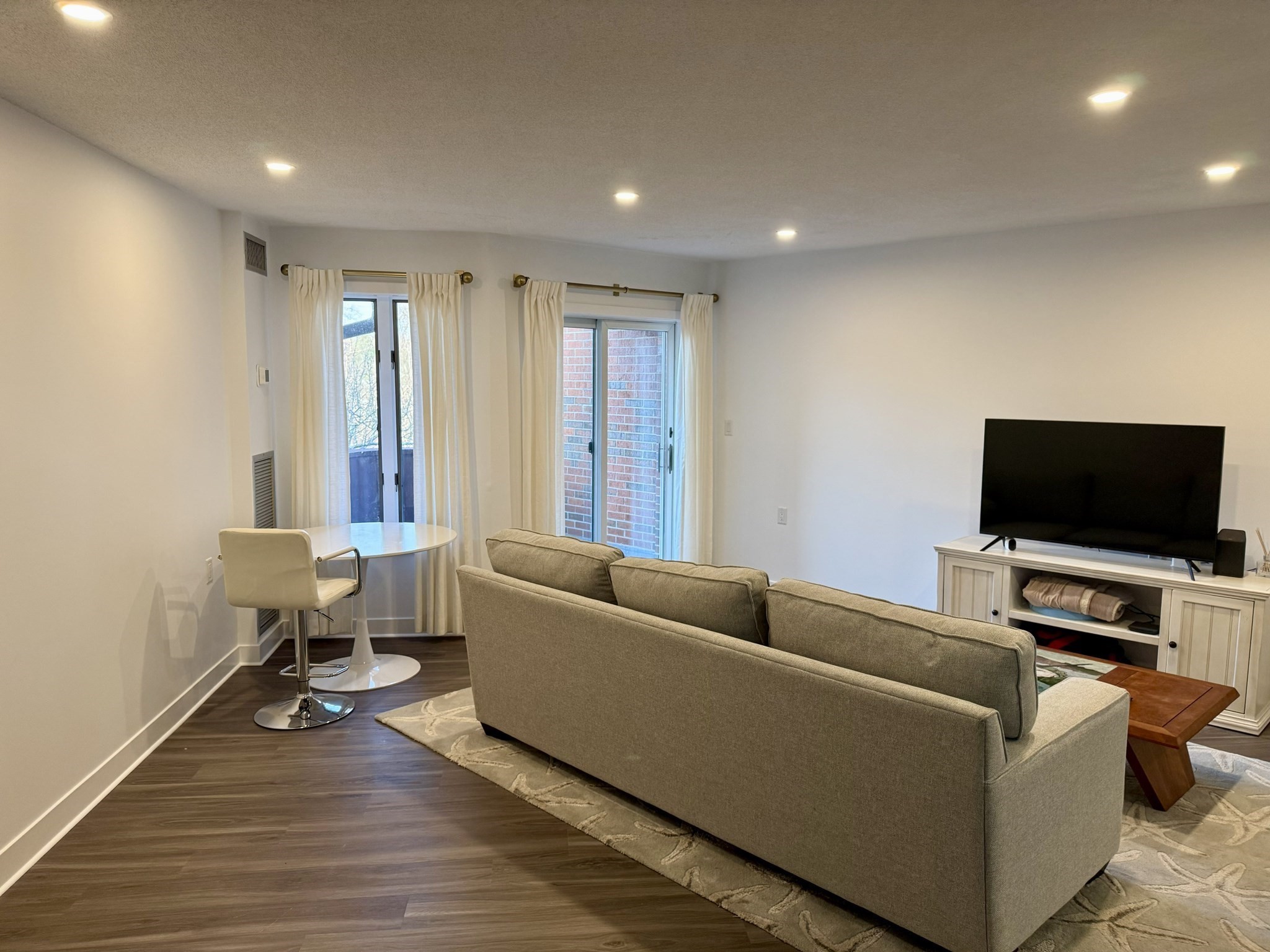 100 Rosemary Way Unit 322, Needham, MA 02494