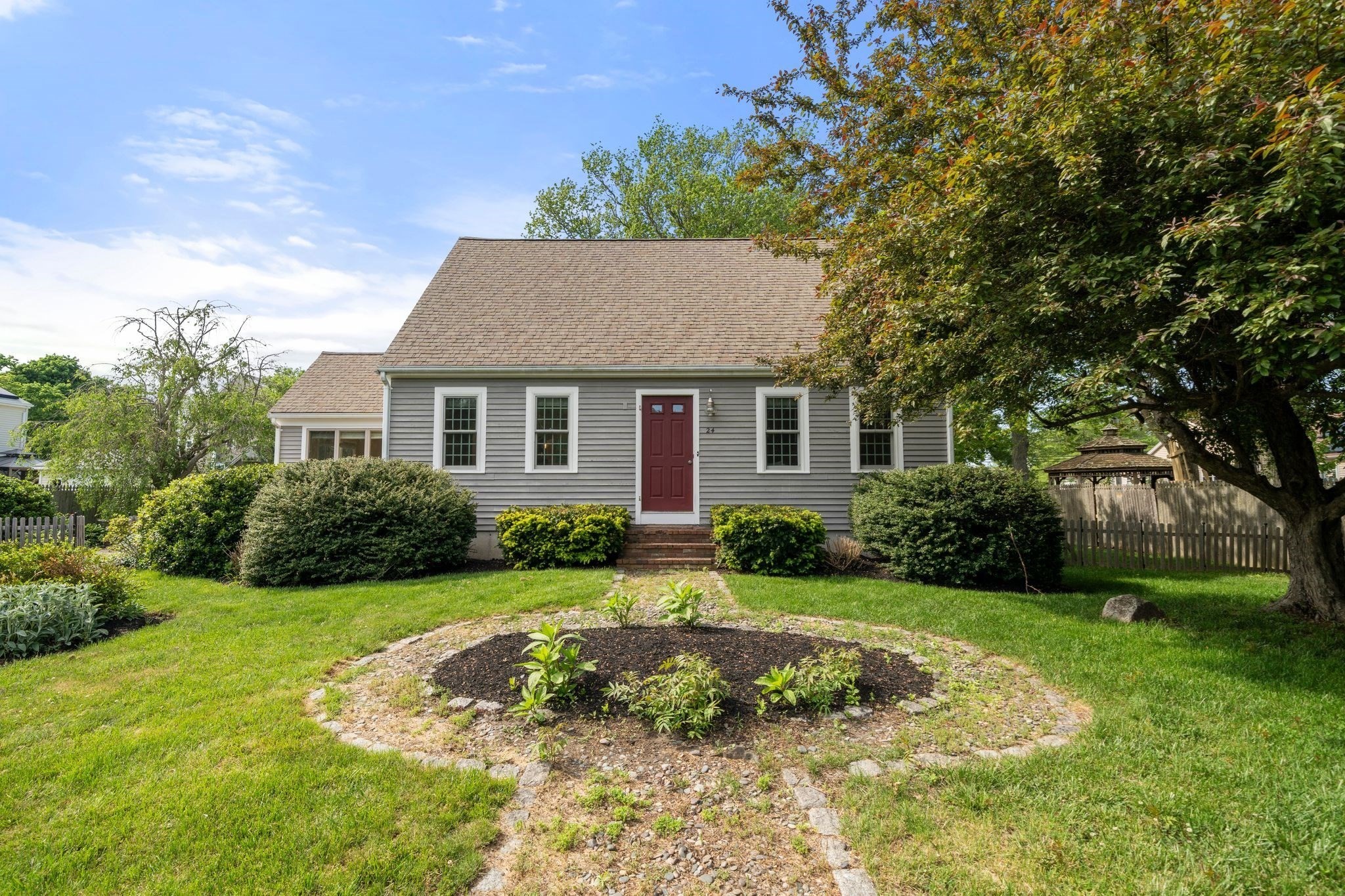 24 Merritt Ln, Scituate, MA 02066