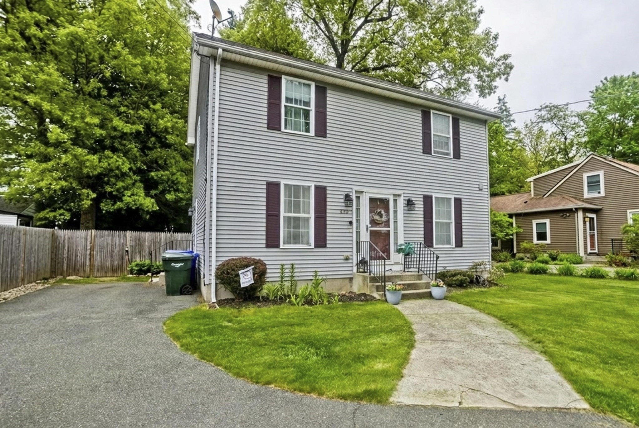 679 Parker St, Springfield, MA 01129