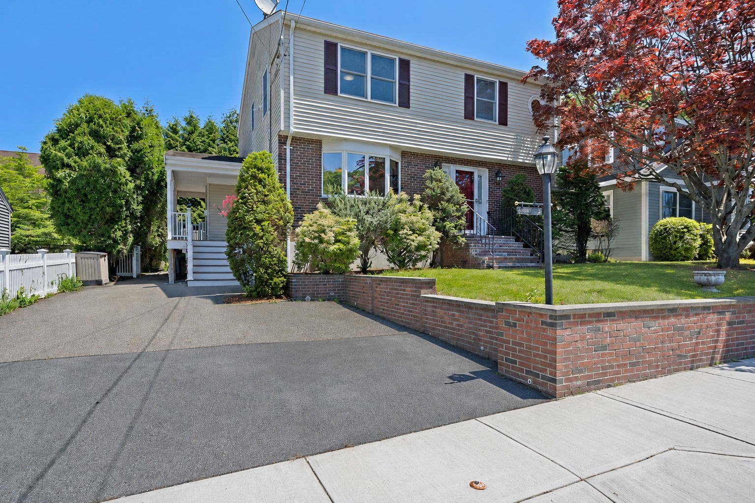 76 Shawmut St, Quincy, MA 02169