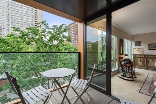 110 Broad St, Apt 303
