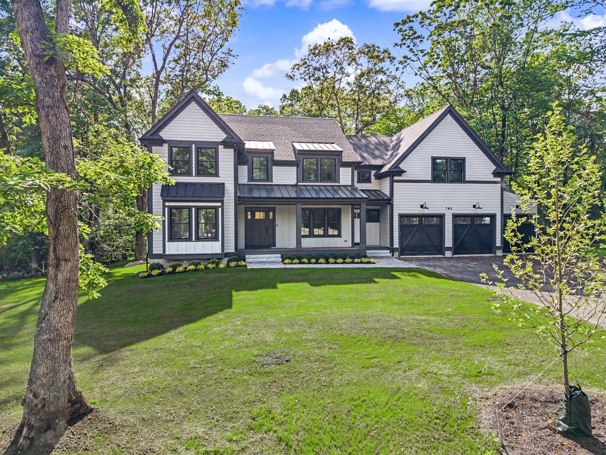1 Red Tail Circle, Hopkinton, MA 01748