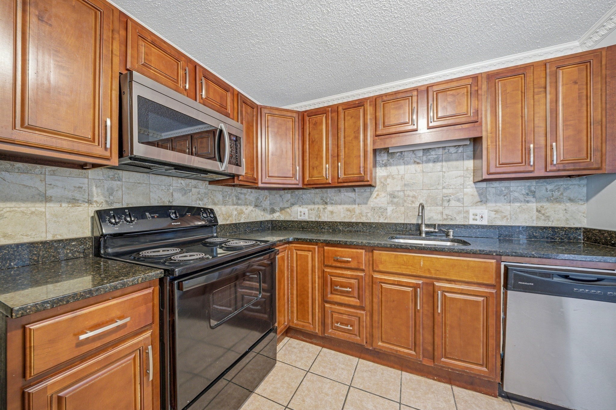 286 Fenno St Unit 1, Revere, MA 02151 - Image 8